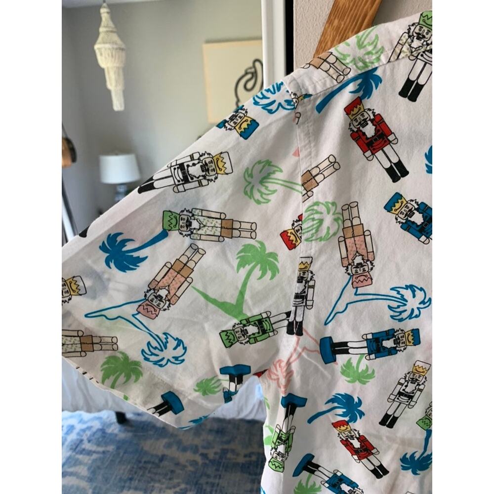American Rag Nutcracker & Palms Buttonup - image 3